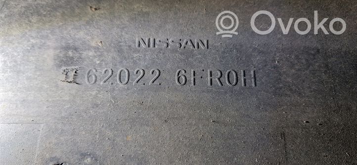 Nissan X-Trail T32 Zderzak przedni 620226FR0H