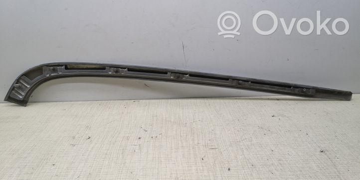 Mercedes-Benz E W210 Modanatura della barra di rivestimento del paraurti anteriore A2108800236