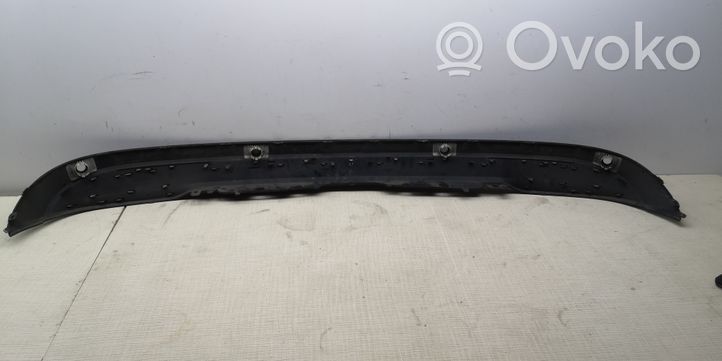 Mercedes-Benz C W205 Takapuskurin alaosan lista A2058851138