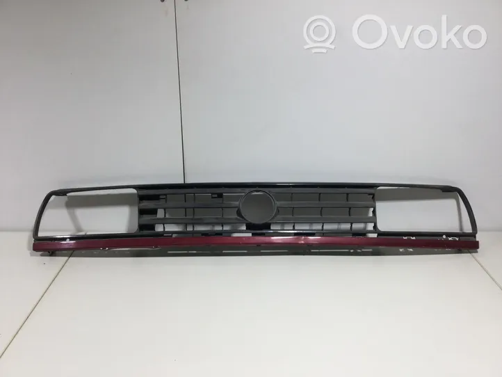 Volkswagen Jetta II Front bumper upper radiator grill 165853653E