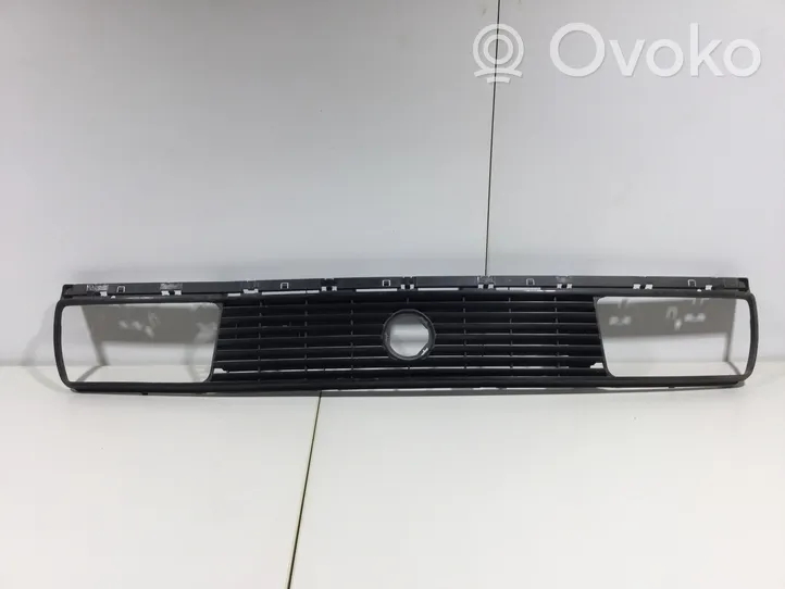 Volkswagen Jetta II Front bumper upper radiator grill 165853653