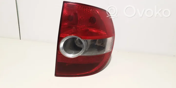 Volkswagen Fox Lampa tylna 5Z0945096