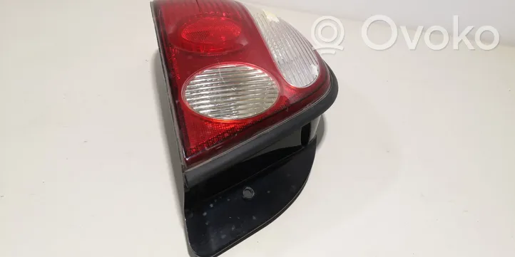KIA Sephia Feux arrière / postérieurs OK2A151140L
