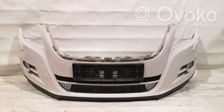 Volkswagen Tiguan Front bumper 5N0807221