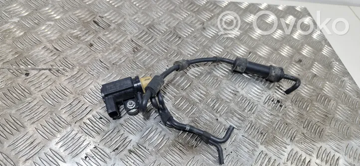 Volkswagen Tiguan Turbo solenoid valve 1K0906627