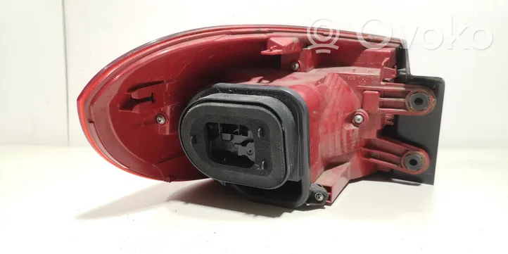 Volkswagen Tiguan Rear/tail lights 5N0945096Q