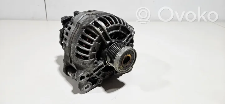 Volkswagen Tiguan Generatore/alternatore 03C903023S