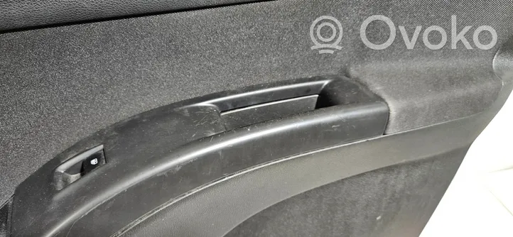 Opel Meriva B Rivestimento del pannello della portiera anteriore 466229783