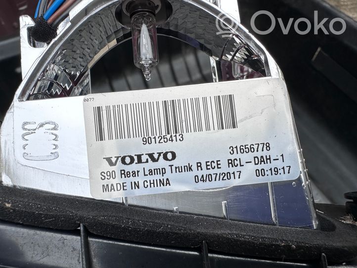 Volvo S90, V90 Takaluukun takavalot 31656778