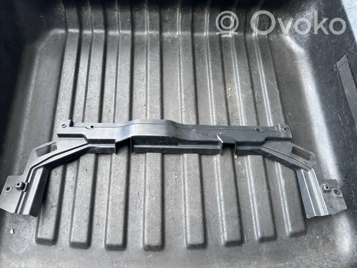 Land Rover Discovery 5 Radiator trim HY328A303A