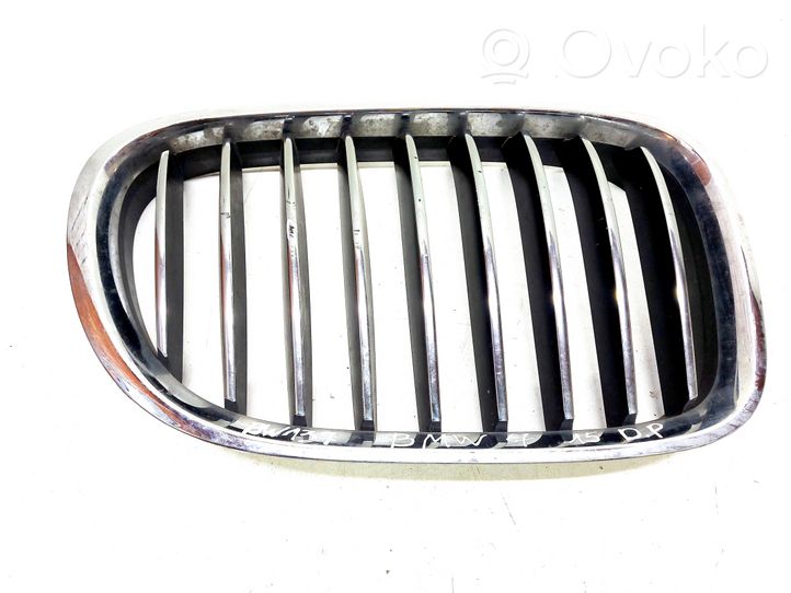 BMW 7 F01 F02 F03 F04 Maskownica / Grill / Atrapa górna chłodnicy 51137295298