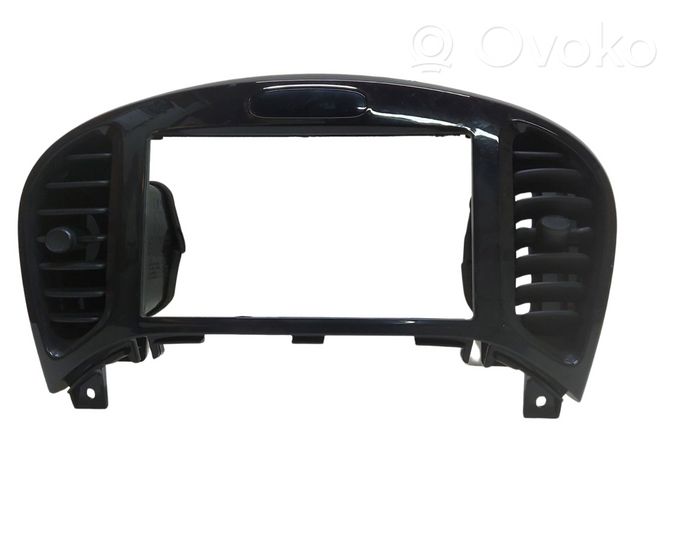 Nissan Juke I F15 Grille d'aération centrale 687501KE0A