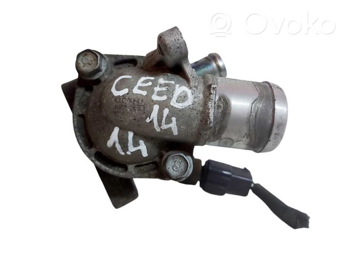 KIA Ceed Termostat / Obudowa termostatu 