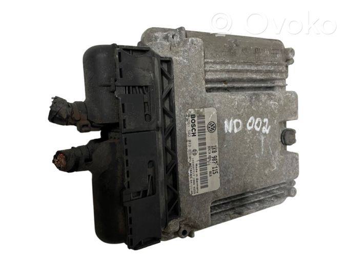 Volkswagen Golf V Calculateur moteur ECU 1K0907115