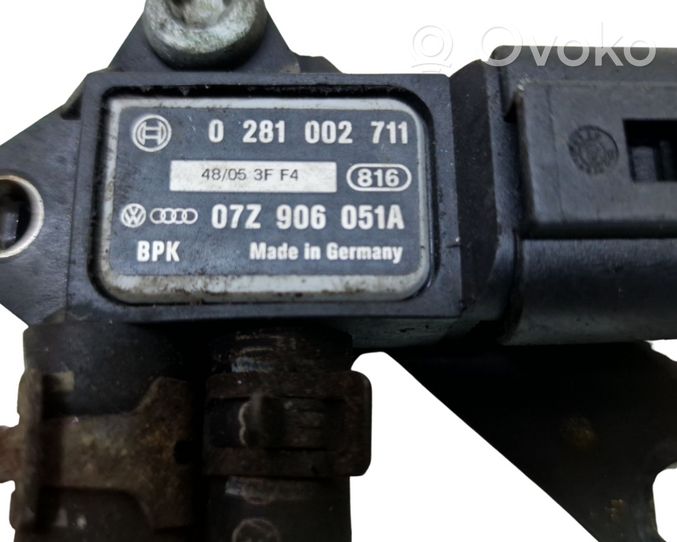 Audi A4 S4 B7 8E 8H Sensore di pressione dei gas di scarico 0281002711