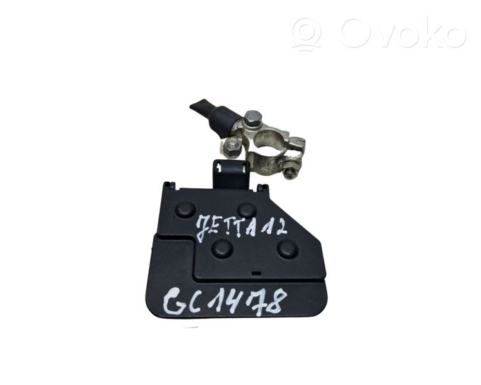 Volkswagen Jetta VI Positive cable (battery) 5C6937550A