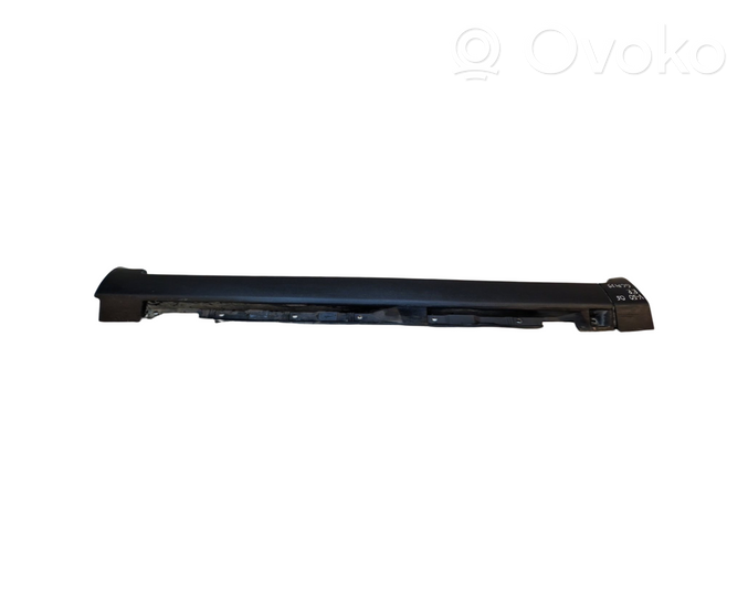 Volvo V50 Sill 30678779