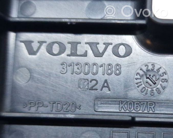 Volvo V60 Ramka / Moduł bezpieczników 30659288