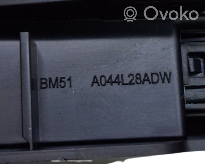 Ford Focus USB jungtis BM51A044L28ADW