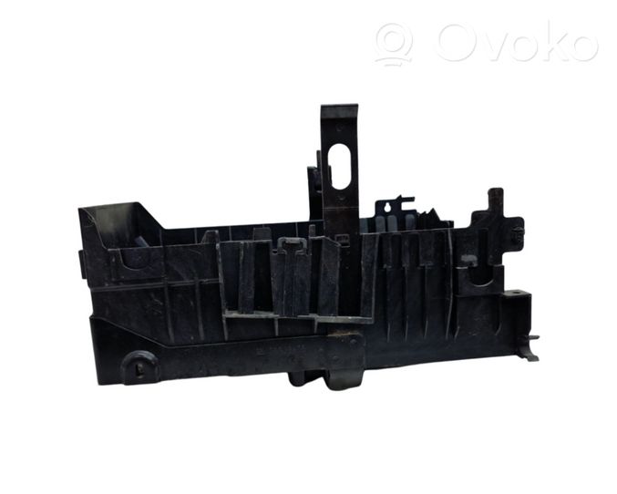 Opel Zafira C Battery box tray 13354420