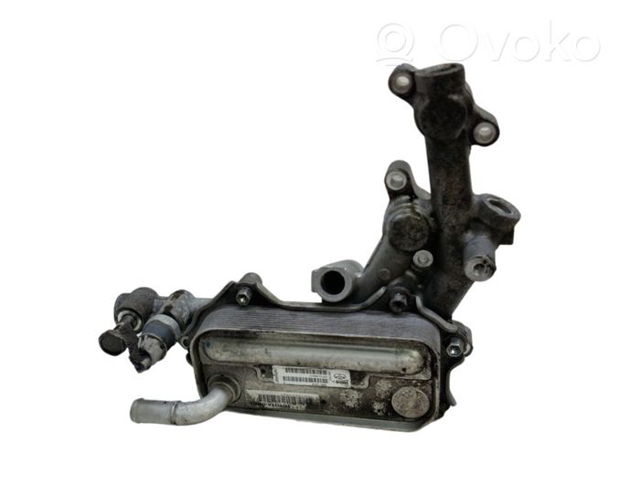 Toyota RAV 4 (XA40) Radiatore dell’olio del motore 157100R011