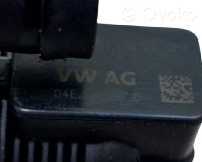 Volkswagen Jetta VI AGR-Ventil Abgasrückführung 04E131097D