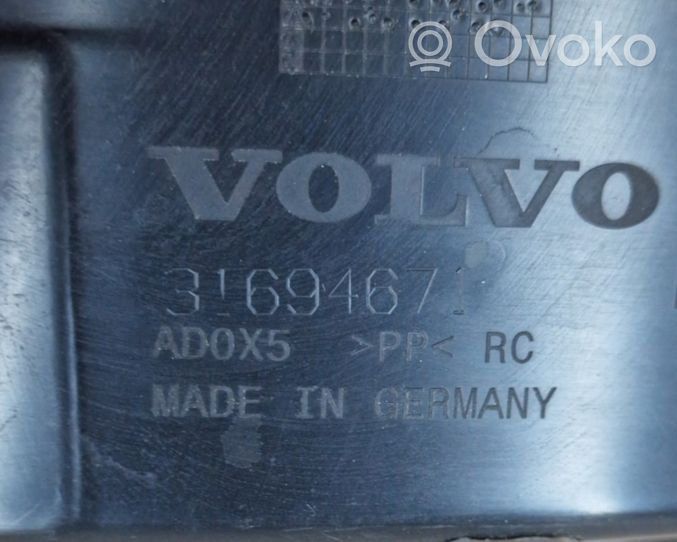 Volvo S90, V90 Etupyörän sisälokasuojat 31694671