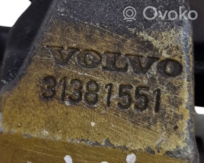Volvo V60 Zacisk hamulcowy przedni 31381551