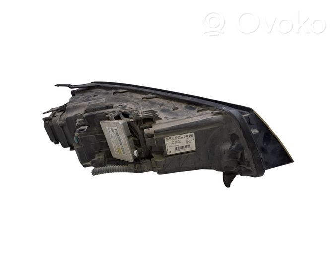 Volkswagen Touareg II Lampa przednia 7P1941751