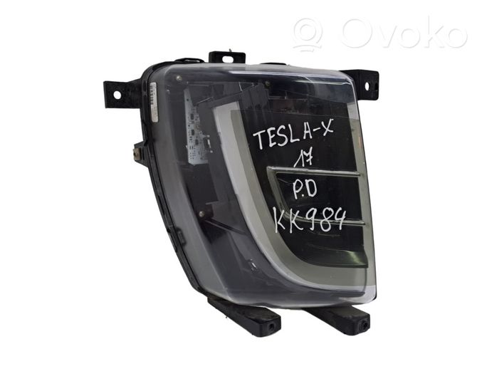 Tesla Model X Etusumuvalo 103433100A