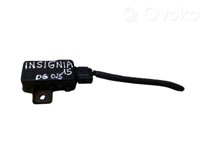 Opel Insignia A Tire pressure control unit 13393595