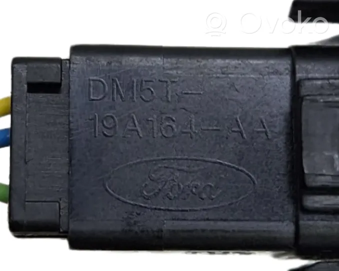 Ford S-MAX USB savienotājs DM5T19A164AA