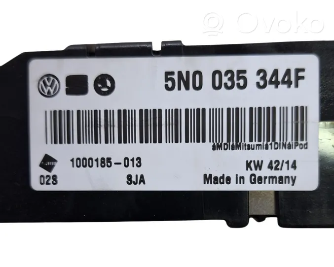 Volkswagen Tiguan Gniazdo / Złącze USB 5N0035342G