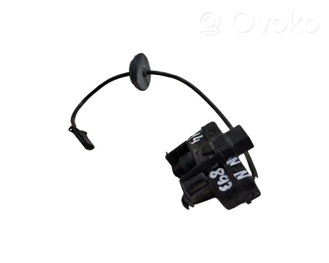 Volkswagen Tiguan Verrouillage du bouchon du réservoir de carburant 5N0810773F