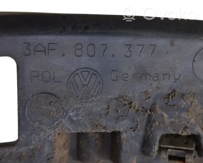 Volkswagen PASSAT B7 Uchwyt / Mocowanie zderzaka tylnego 3AF807377