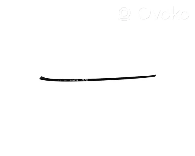 Volkswagen PASSAT B7 Windshield trim 3C0854327B