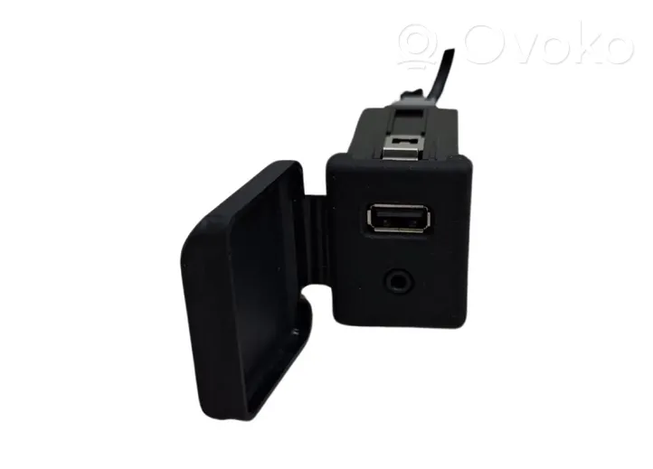 Opel Mokka Connettore plug in USB 20874710