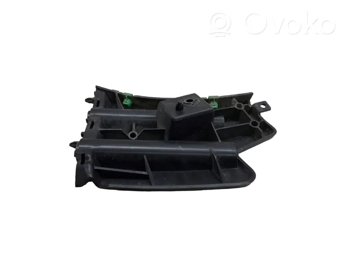 Volvo V60 Front bumper mounting bracket 30796626