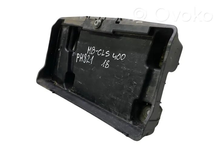 Mercedes-Benz CLS C257 Boîte de batterie A2136200018