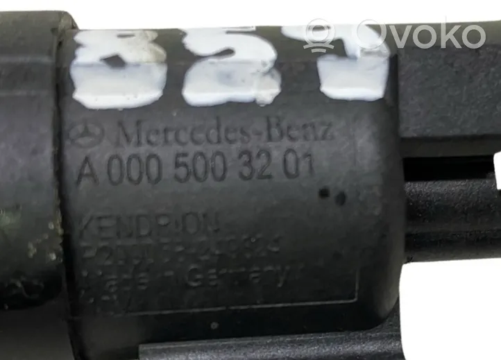 Mercedes-Benz CLS C257 Turboahtimen magneettiventtiili A0005003201