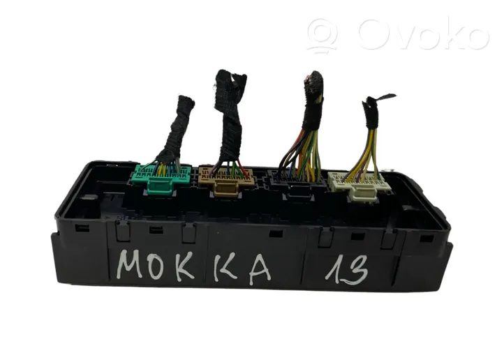 Opel Mokka Oro kondicionieriaus/ šildymo valdymo blokas 90151704