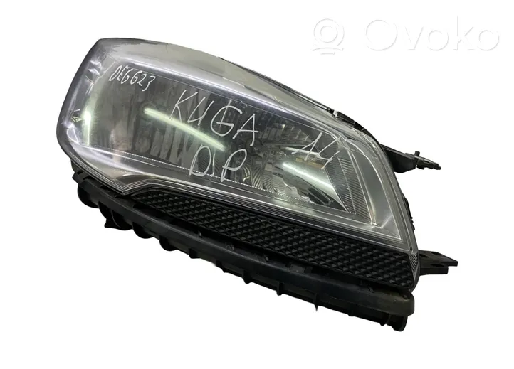 Ford Kuga II Lampa przednia CV4413W029BE