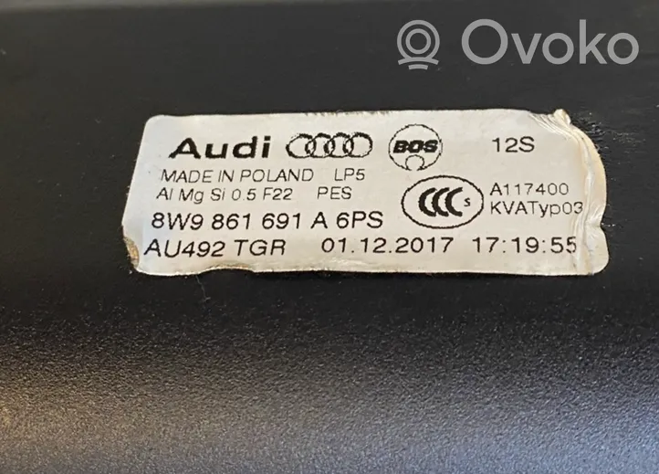 Audi A4 S4 B9 Užuolaida (štorkė) 8W9861691A