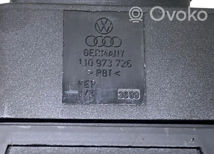 Audi A4 S4 B9 Degalų (kuro) siurblio valdymo blokas 8W0906093G