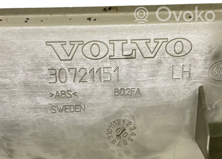 Volvo XC60 Moldura protectora del borde trasero 30721151