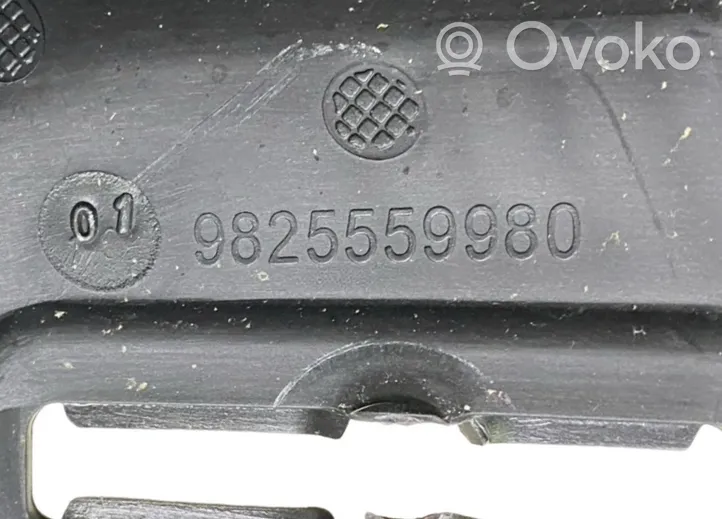 Opel Mokka B Lokasuojan kannake 9825559980