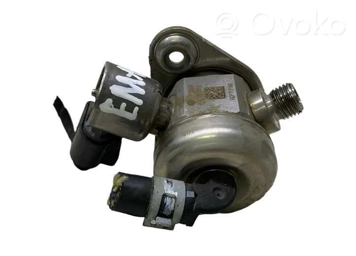 Audi A4 S4 B9 Pompe d'injection de carburant à haute pression 04E127025D