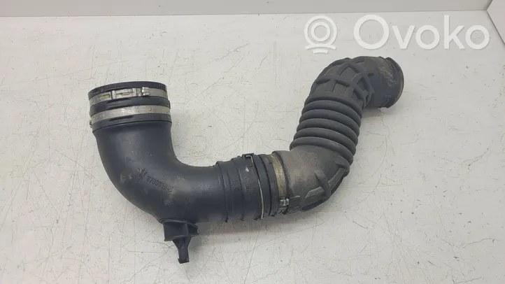 Maserati Ghibli Manguera/tubo de admisión turbo del aire 670003846