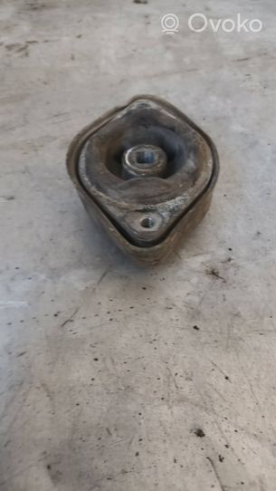 Volkswagen PASSAT B5 Gearbox mount 