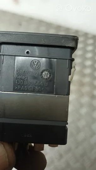 Volkswagen Bora Przełączniki podgrzewania foteli 1J0963564B